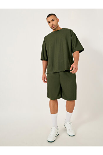 Styli Solid Textured Knit Oversized Streetwear T-Shirt and Shorts Set