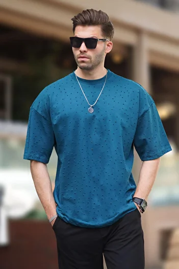Madmext Βαμβακερό μπλουζάκι Petrol Blue Oversize - Σχισμένο Λεπτομέρεια 7032