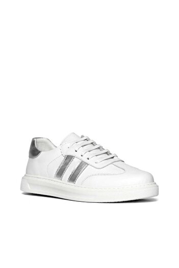 Celal Gültekin Γυναικείο δερμάτινο sneaker με χοντρή σόλα με κορδόνια σε λευκό ασημί χρώμα