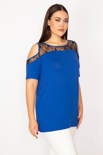 Şans Women's Large Size Saxe Shoulder Low-cut Lace Blouse 65n29290