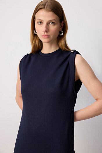 Touché Privé Metal Accessory Detailed Dress