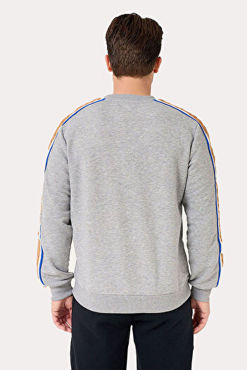 Fila Erkek Bisiklet Yaka Sweatshirt Braid Detail TM411156