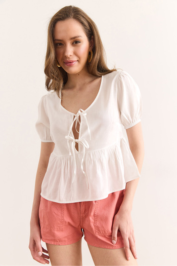 Olalook Women's Ecru Lace Detailed Woven Blouse Blz-19002947