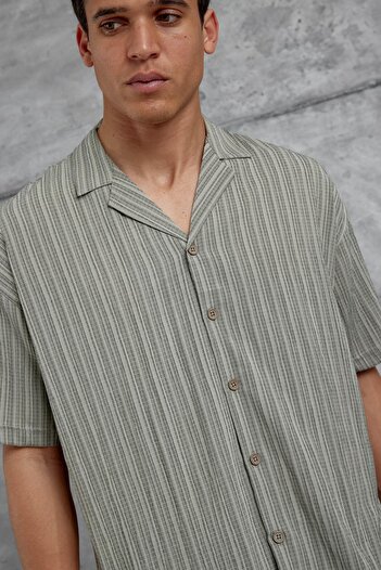 NOMARC Чоловіча зелена сорочка в смужку Oversize