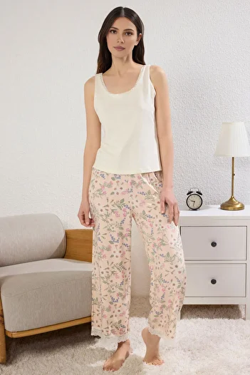 Trendyol Collection Ecru Floral Lace Detail Viscose Knitted Pajamas Set Thmss25Pt00223