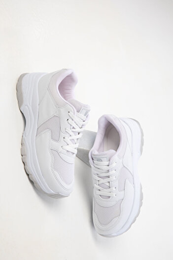 SOHO White Women's Sneaker 20590