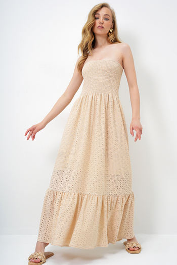 Trend Alaçatı Stili Women's Beige Guipure Lined Guipure Strapless Dress Alc-X14137