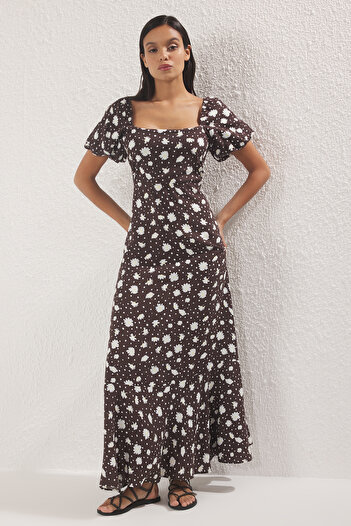 Trendyol Collection Καφέ φούστα με ανοιχτή μέση Floral Maxi υφαντό φόρεμα TWOSS25EL00577