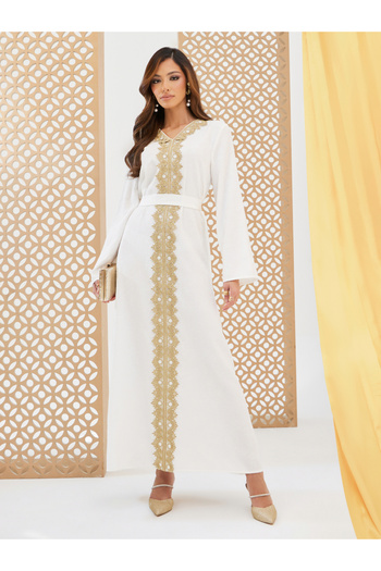 Styli Jacquard V Neck Kaftan with Lace Detail