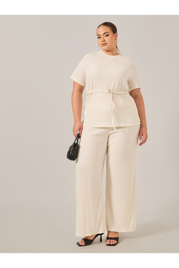 Styli Plus Size Crinkle Knit Short Sleeve Top and Straight Leg Pants Co-Ords