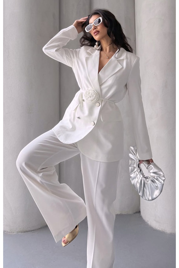 pembekurdelem Women's Rose Detailed Jacket Pants Suit White