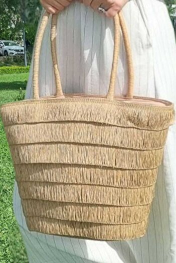 Mood Agenda Women's Bohemian Style Tasseled Straw Summer Beach Bag Shoulder Bag