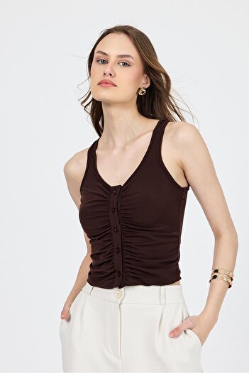 Rays Brown U-Neck Gathered Buttoned Undershirt 13298