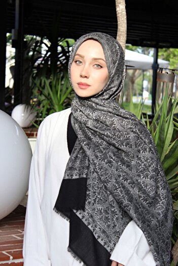 CHALE Woven Cotton Shawl