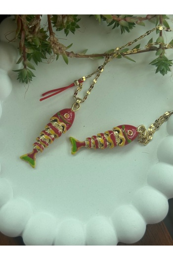 mibrillo Steel Luck Fish Necklace Red