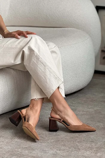 NİŞANTAŞI SHOES Henna Tan Suede Women's Heeled Shoes with Ankle Buckle Detail