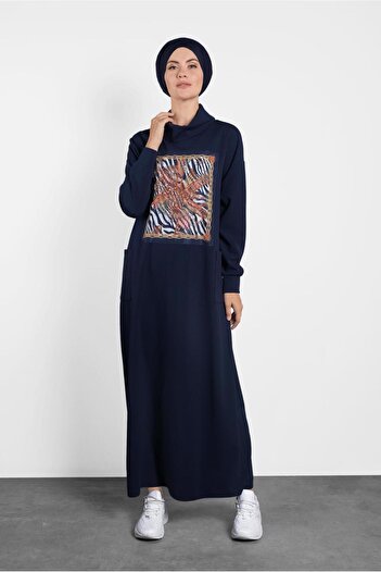 Alvina Wide Cut Schal Collar Dress 40110