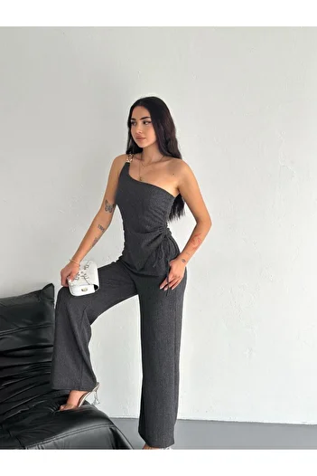Ekim Store Single Sleeve Gold Accessory Gathered Blouse Trousers Set
