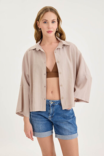 Vitrin Off Shoulder Oversize Crop Shirt