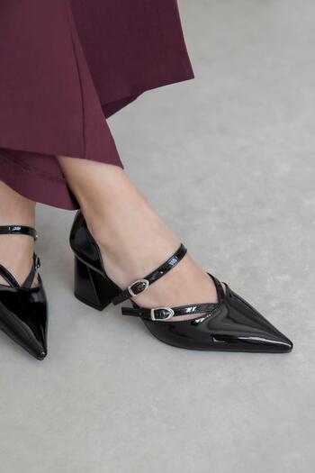 STRASWANS Stana Women's Patent Leather Heeled Shoes Black