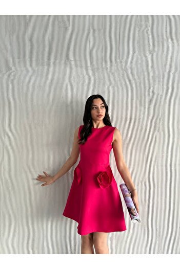 LE CARAMBOLE Women's Fuchsia Rose Detailed Dress