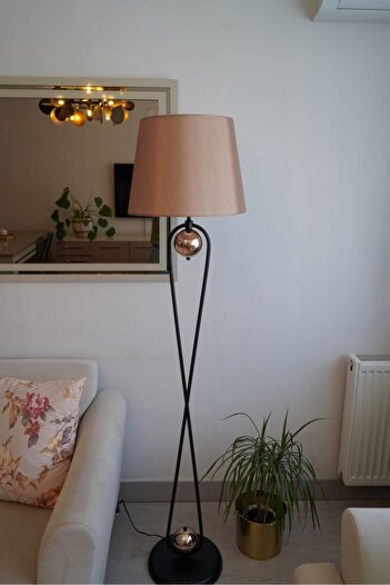 retro home design Sekiz Model Bal Konik Şapkalı Siyah Gold Modern Tasarım Ayaklı Abajur Metal Lambader