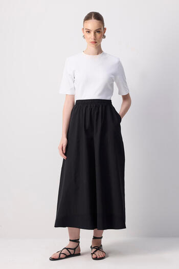 Touché Privé Belted Woven Skirt