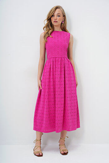 Trend Alaçatı Stili Women's Fuchsia Hidden Zipper Sleeveless Premium Guipure Dress Alc-X14143