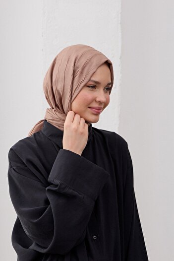 QANU Bamboo Pleated Shawl Mink