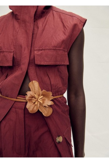 MANGO Woman Thin Leather Belt with Flower