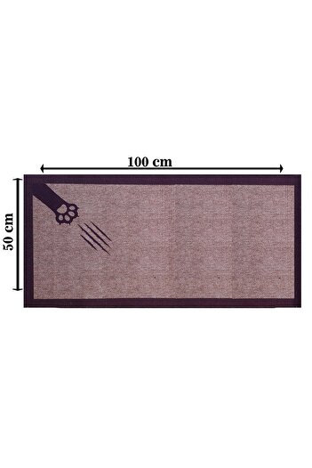 A 1968 AKTUNÇ TEKSTİL Cat Seat Scratch Protective Mat