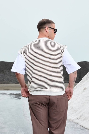 OKSHEN Men's Striped Oversize Sweater