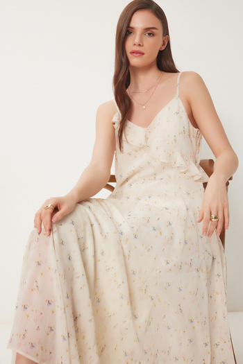 Lovelyİstanbul Premium Floral Flounces Καλοκαιρινό Φόρεμα Σιφόν ΑΝΟΙΧΤΗ ΚΡΕΜΑ LNS0030