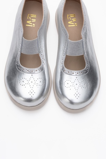 LuviShoes Chelle Metallic Silver Elastic Genuine Leather Women's Casual Shoes