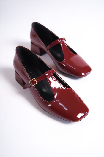Capone Outfitters Blunt Toe T-Strapped Low Heel Mary Jane Women's Shoes