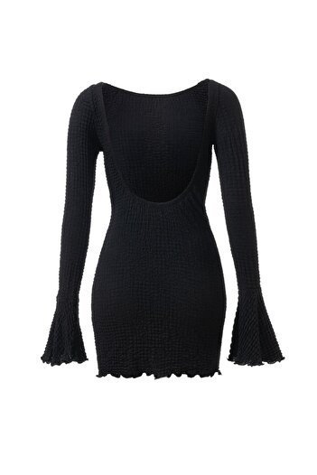 La Sarta La Posedo Back Low-Cut Long Sleeve Dress
