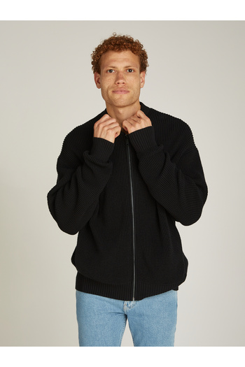 Calvin Klein Men Black Chunky Texture Sweater