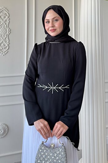 InStyle Μαύρο φόρεμα με πέτρινη λεπτομέρεια με τούλινη φούστα