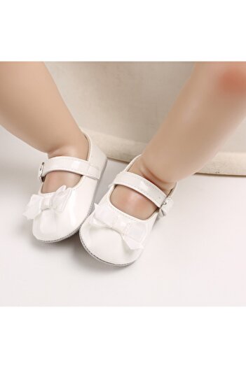 Superbaby Pantofiori albi din piele ecologica lacuita, cu fundita din satin