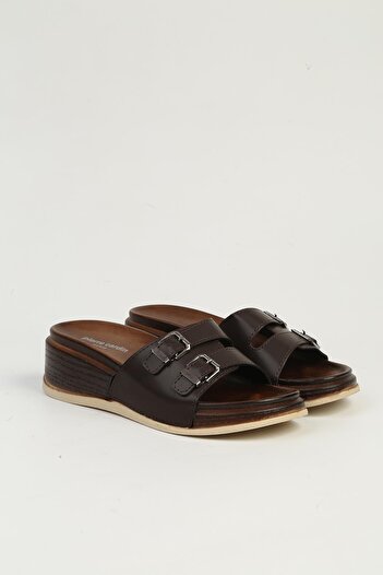 Pierre Cardin Brown Women's Slippers Pc-7420