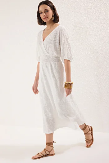 Trendyol Collection Ecru Lined V Yaki Double Breasted Bat Sleeve Waist Maxi Dress Twoss25El00830