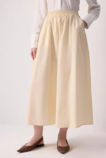 Touché Privé Belted Woven Skirt