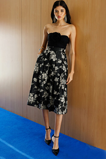 Ekol Patterned Pleated Midi Length Skirt