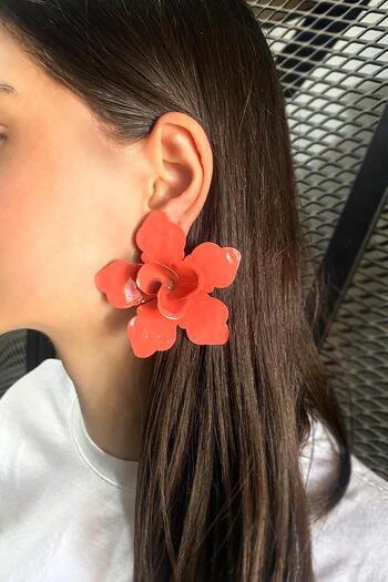 New Obsessions Metal Big Flower Earrings