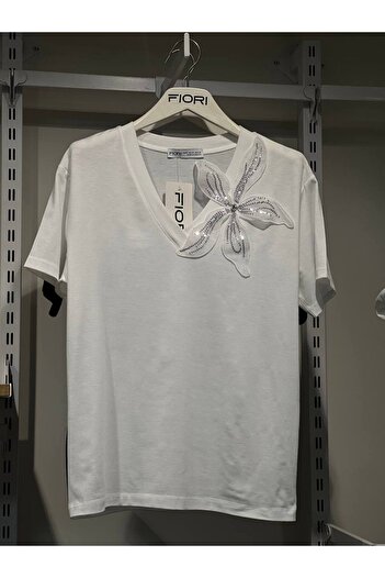 Fiori V-Neck Tshirt