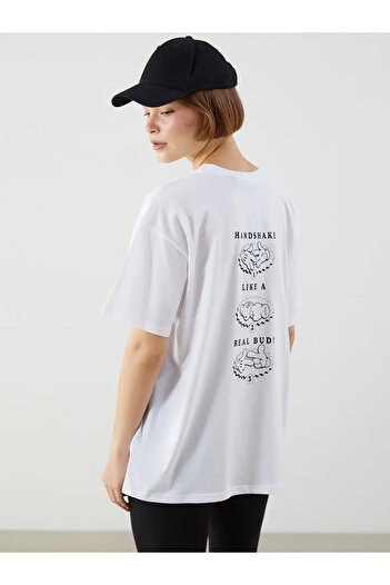 LC Waikiki XSIDE Weißes Damen-T-Shirt mit Rundhalsausschnitt und Mickey & Friends-Aufdruck