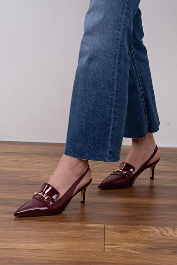 sovrana Gold Buckle Detailed Heeled Shoes Burgundy Patent Leather