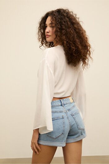 Stradivarius D85 Slim mom fit şort