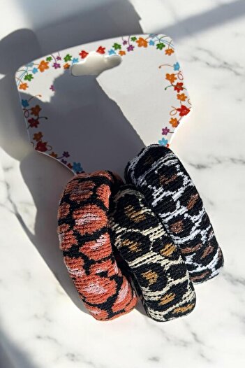TAKIŞTIR Mixed Color Leopard Patterned 3-Piece Towel Buckle