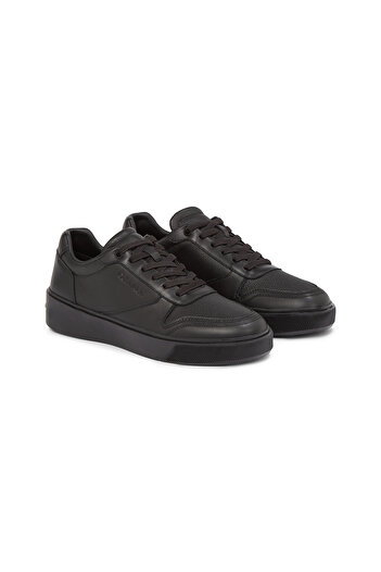 Calvin Klein Calvin Klein Men Black Lace Up Low Top Sneakers